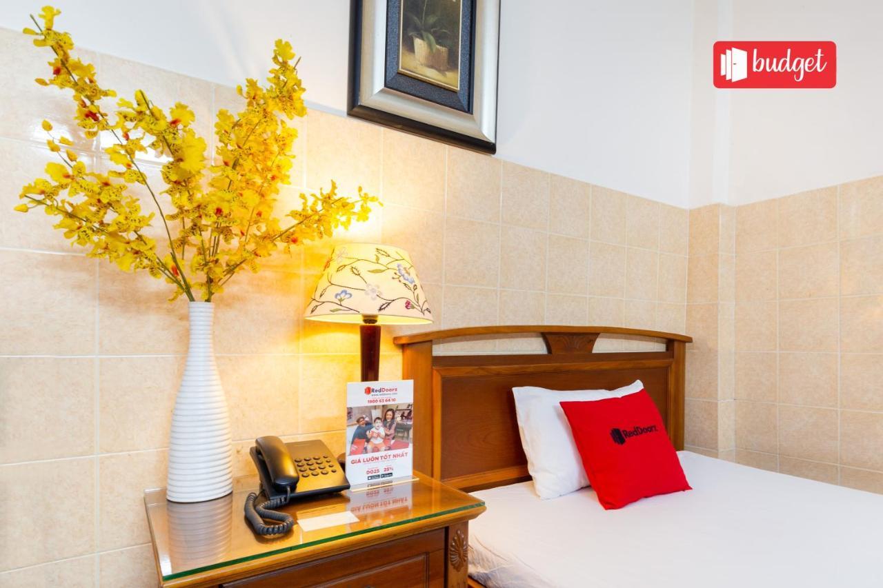 RedDoorz Huynh Gia Hotel Ho Chi Minh Zewnętrze zdjęcie